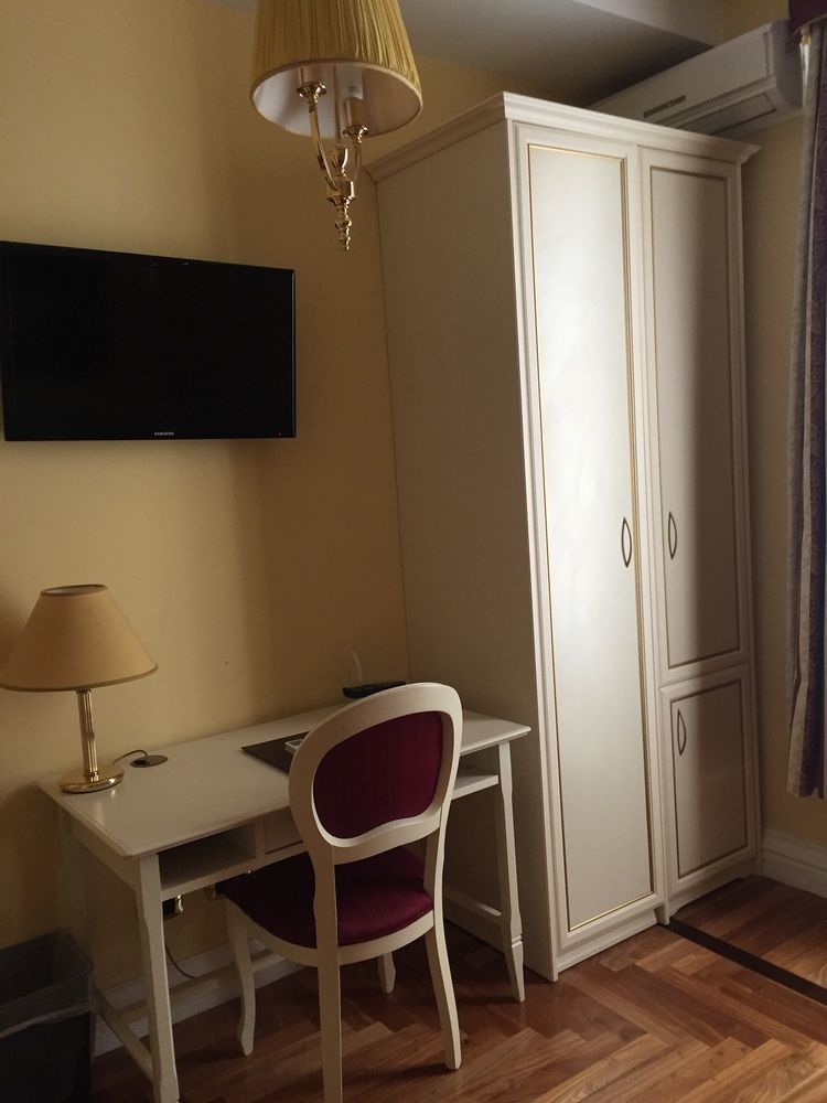 Affittacamere Relais Frattina Roma